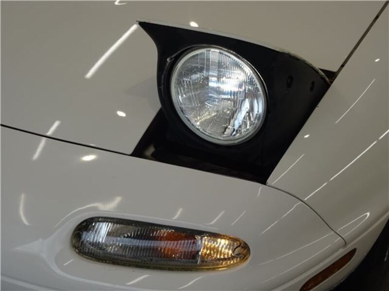 EUNOS ROADSTER