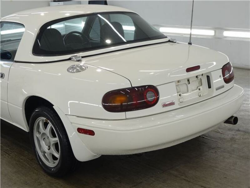 EUNOS ROADSTER