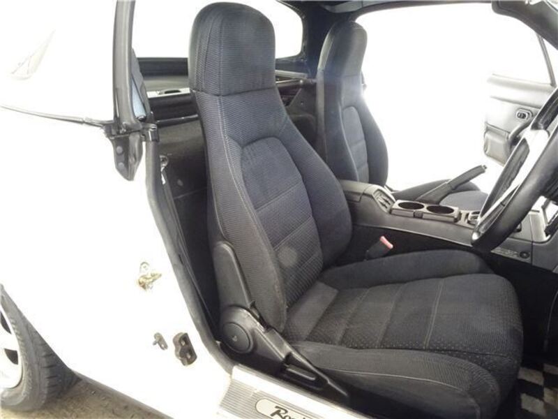 EUNOS ROADSTER