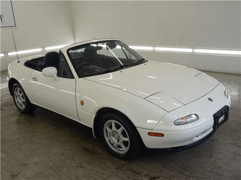 EUNOS ROADSTER