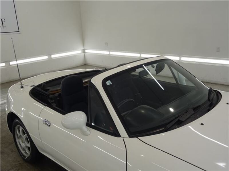 EUNOS ROADSTER