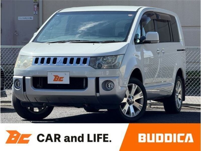 MITSUBISHI DELICA D5