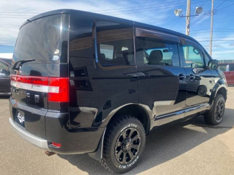 DELICA D5