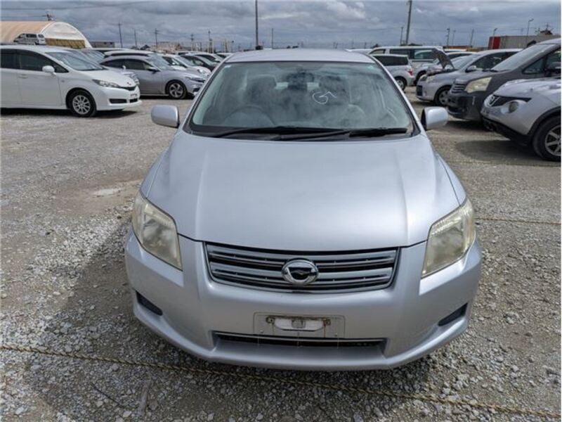 COROLLA AXIO