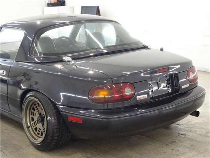 EUNOS ROADSTER