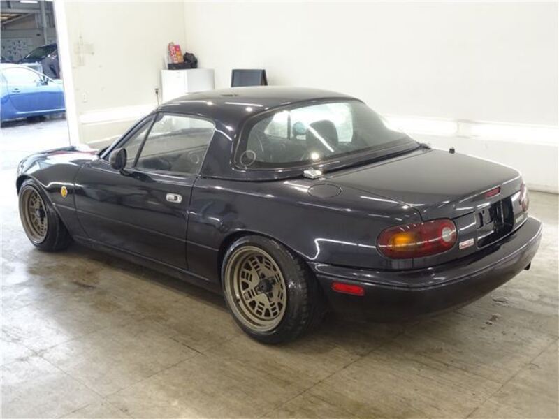 EUNOS ROADSTER