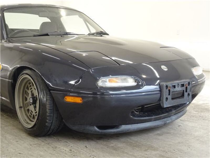 EUNOS ROADSTER