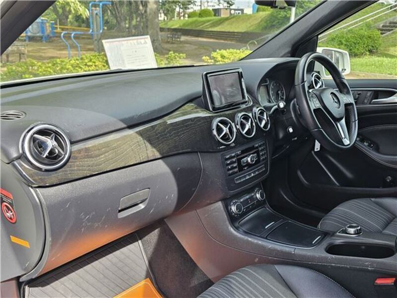 B-CLASS