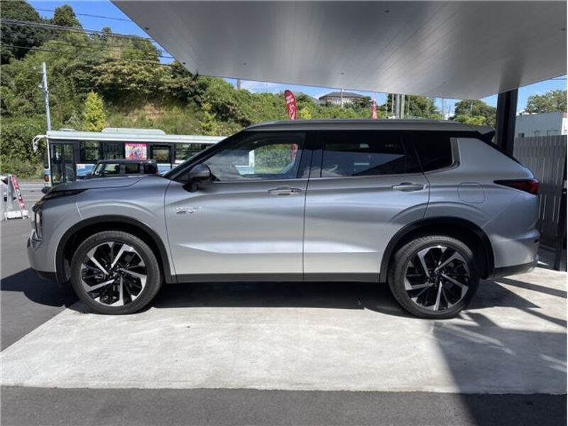 OUTLANDER PHEV
