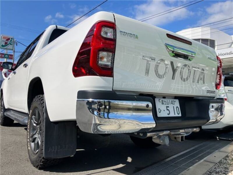 HILUX