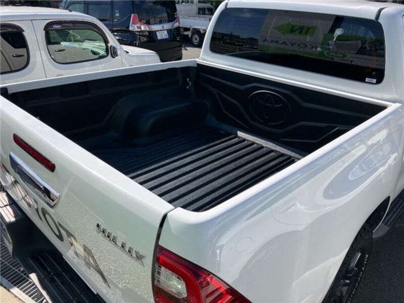 HILUX