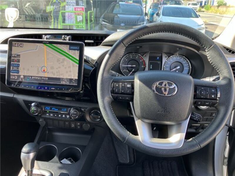 HILUX