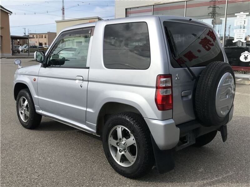 PAJERO MINI
