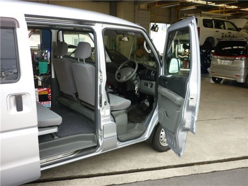 CLIPPER VAN