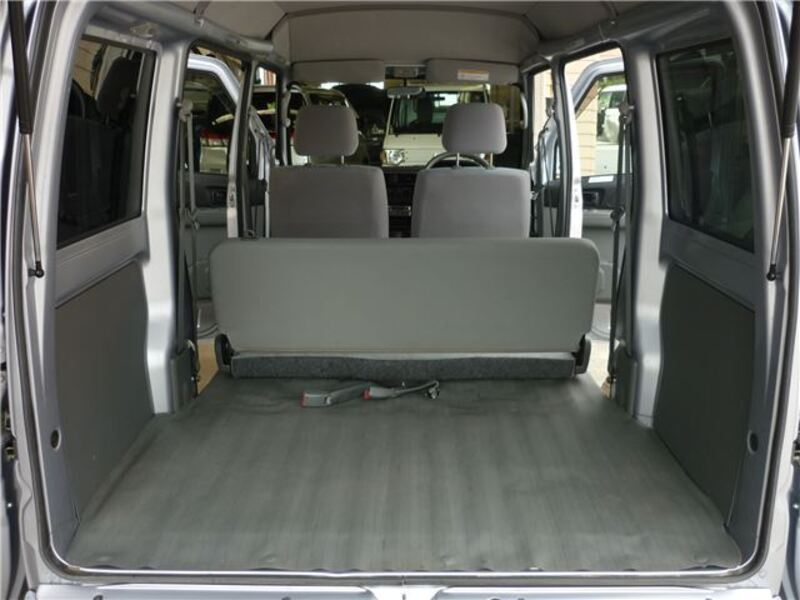 CLIPPER VAN
