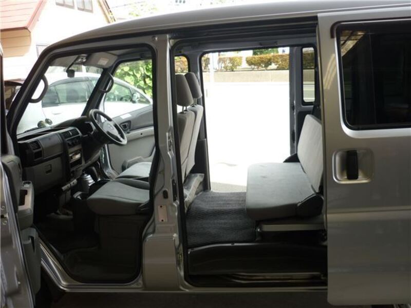 CLIPPER VAN