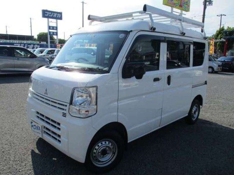 MITSUBISHI MINICAB VAN