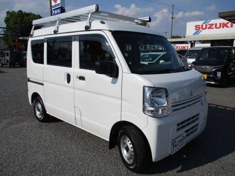 MINICAB VAN