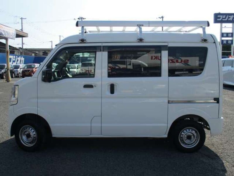 MINICAB VAN