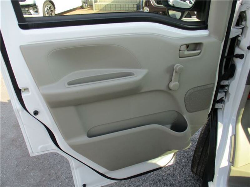 MINICAB VAN