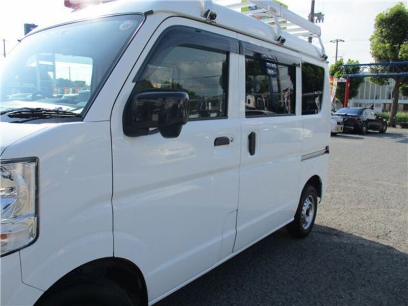 MINICAB VAN