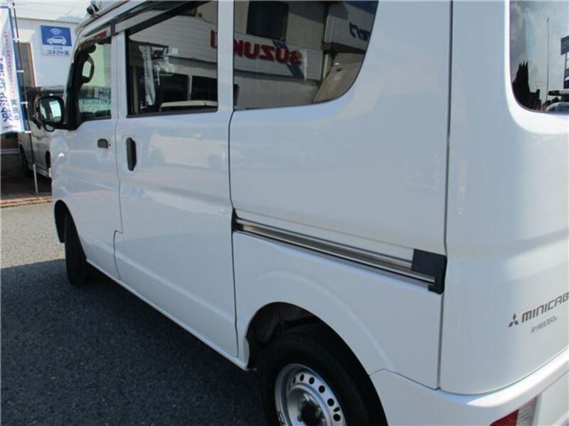 MINICAB VAN