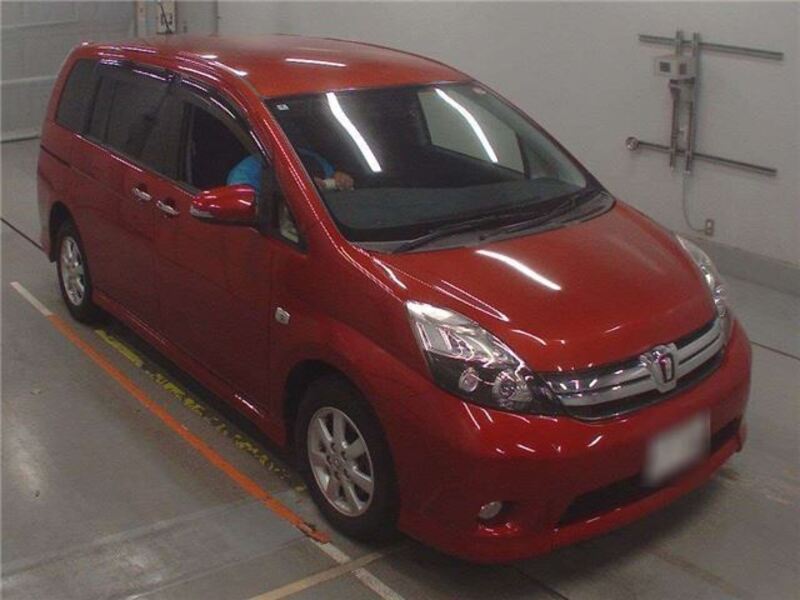 TOYOTA ISIS