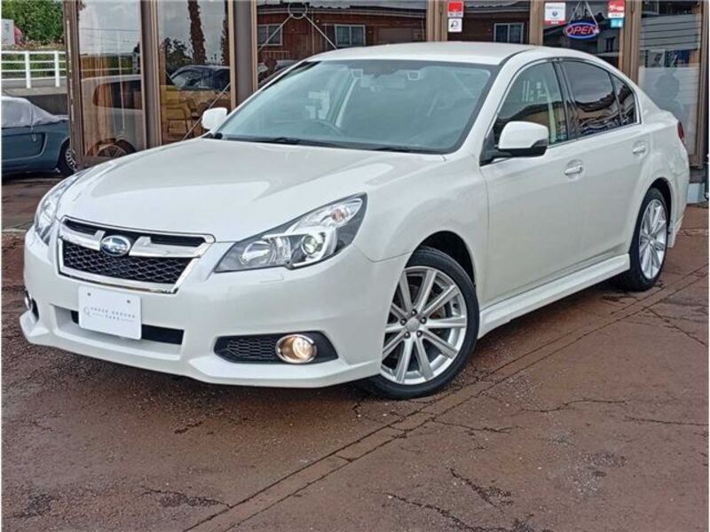 SUBARU LEGACY B4