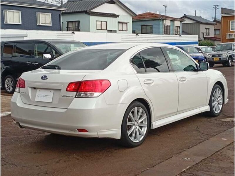 LEGACY B4