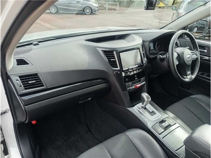 LEGACY B4