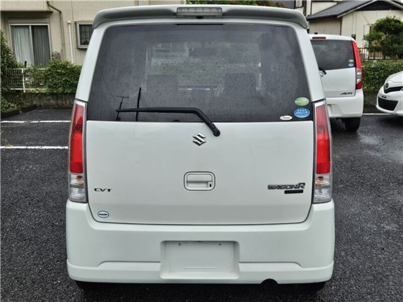 WAGON R