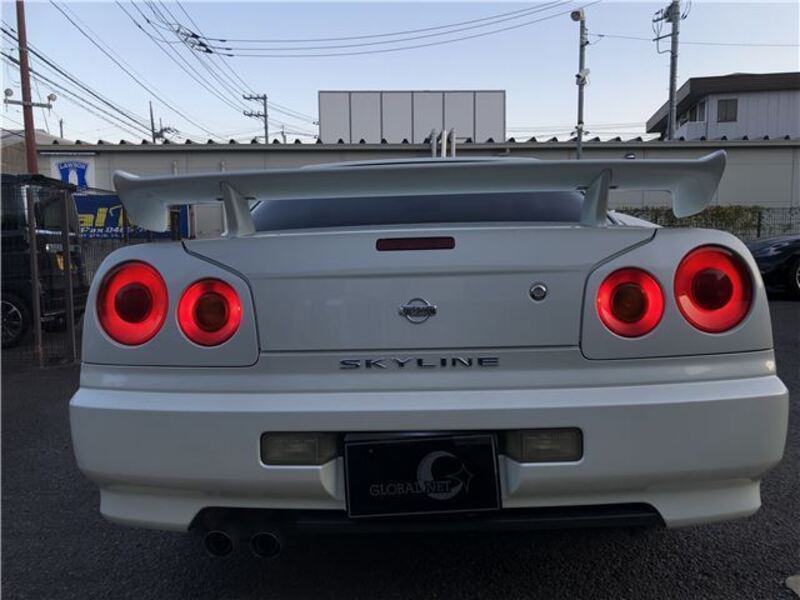 SKYLINE