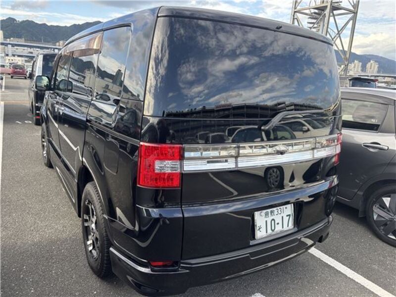 DELICA D5