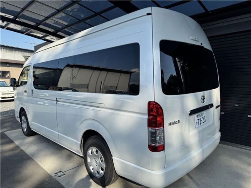 HIACE