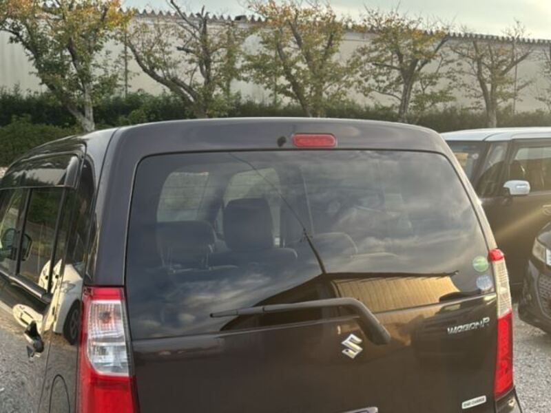 WAGON R