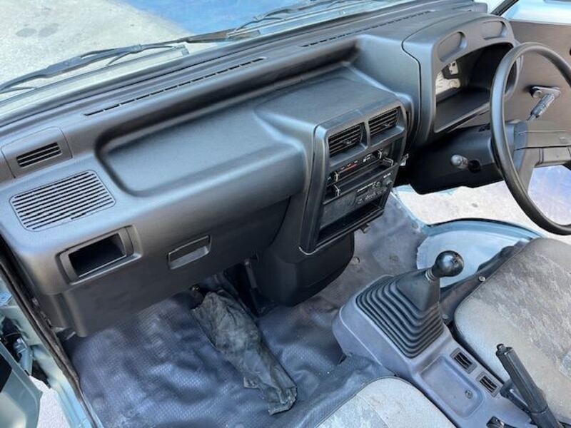 MINICAB TRUCK