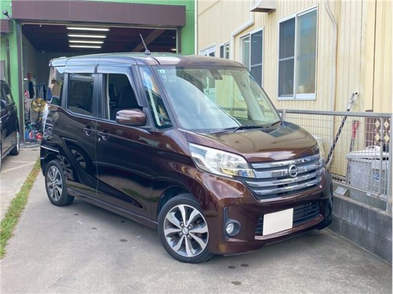 NISSAN DAYZ ROOX