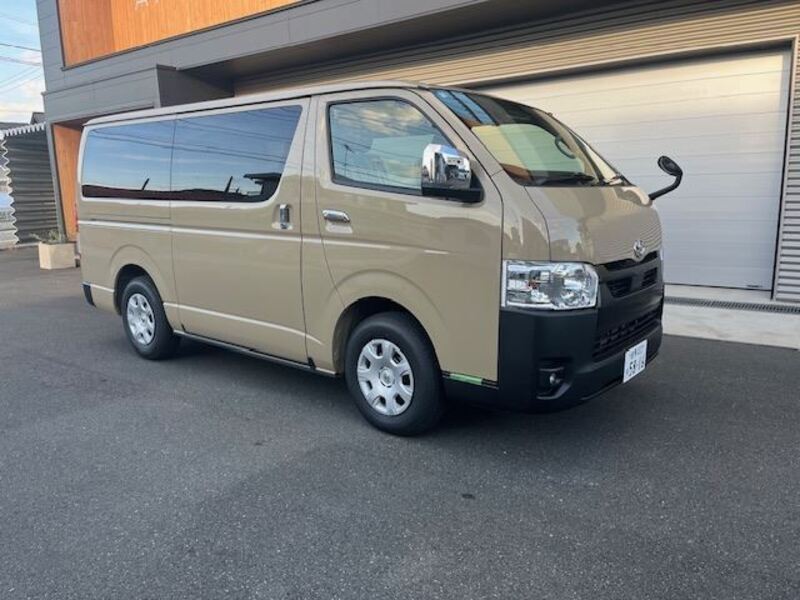 HIACE VAN
