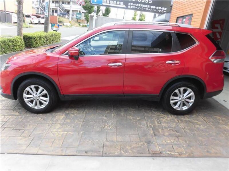 X-TRAIL