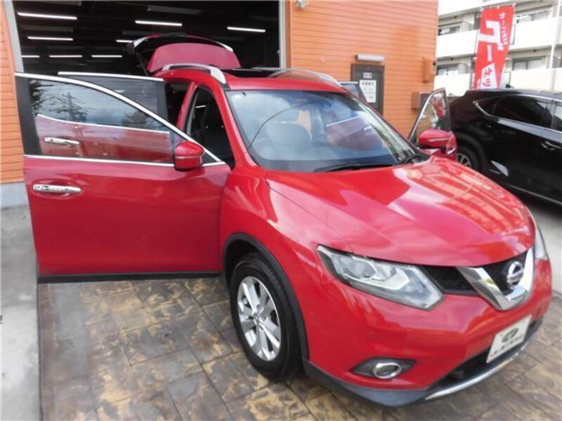 X-TRAIL