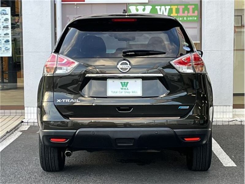 X-TRAIL