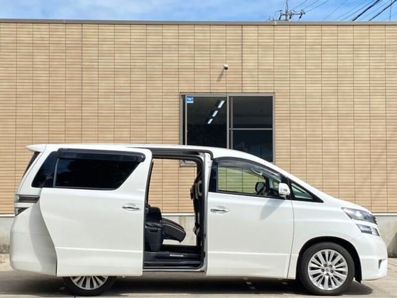 VELLFIRE