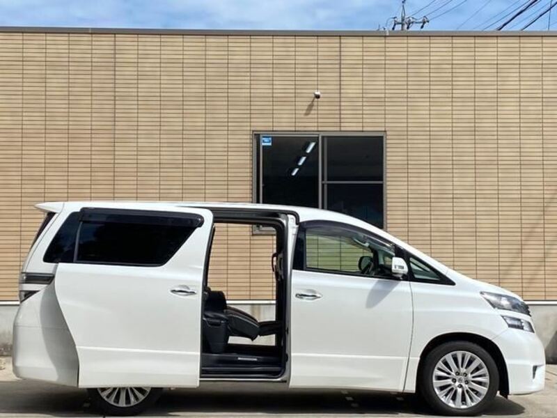 VELLFIRE