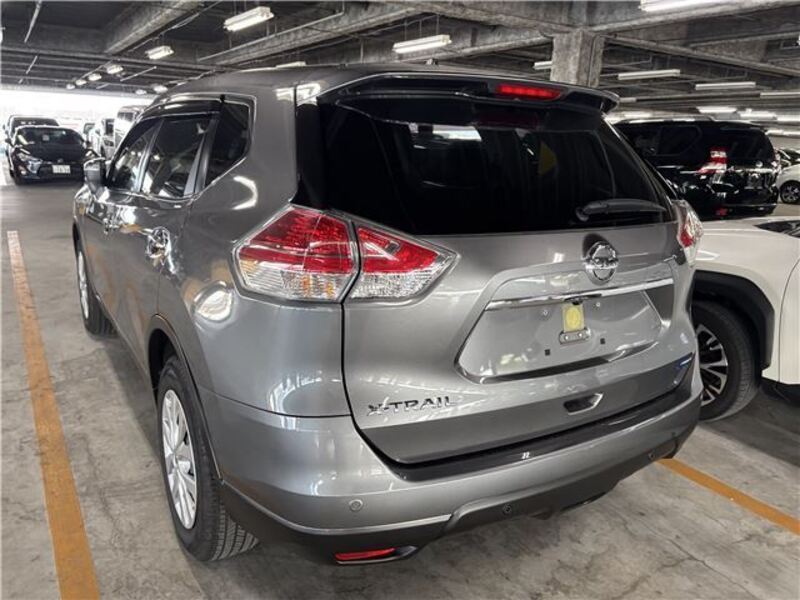 X-TRAIL