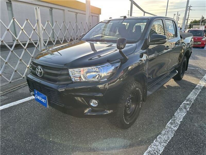 TOYOTA HILUX