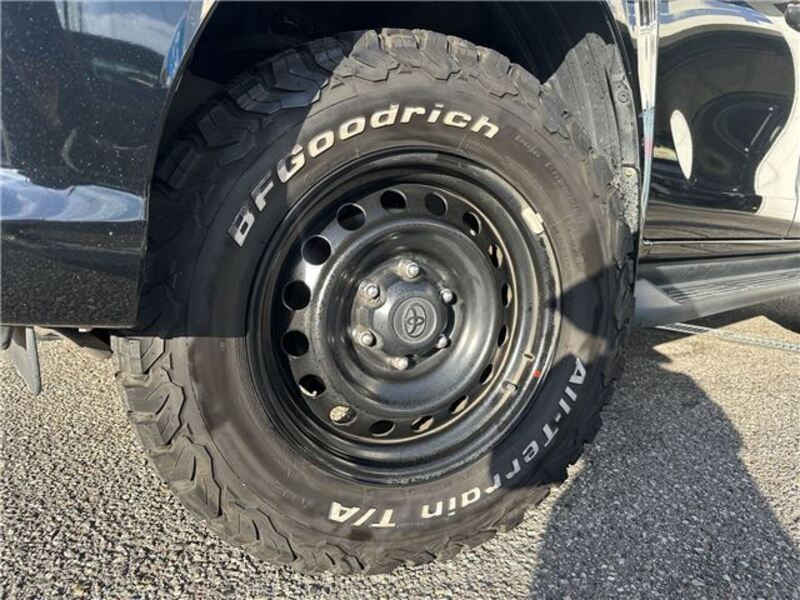 HILUX