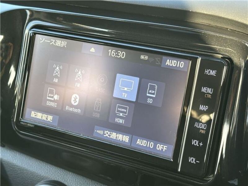 HILUX