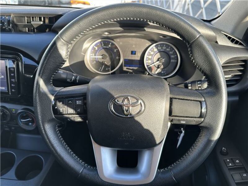 HILUX