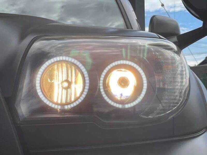 HILUX SURF