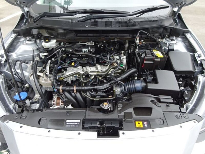 MAZDA2